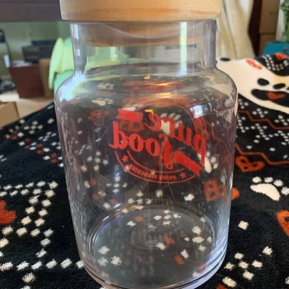 GLASS jars with lids